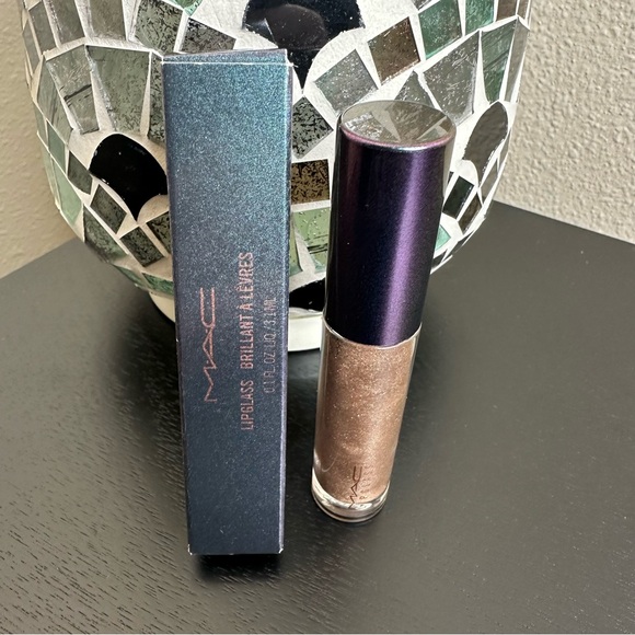 NWOT MAC Soft Shell Lipglass - Picture 1 of 2